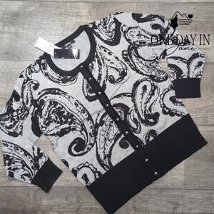 Premise Studio Snap Front Swetaer Size M